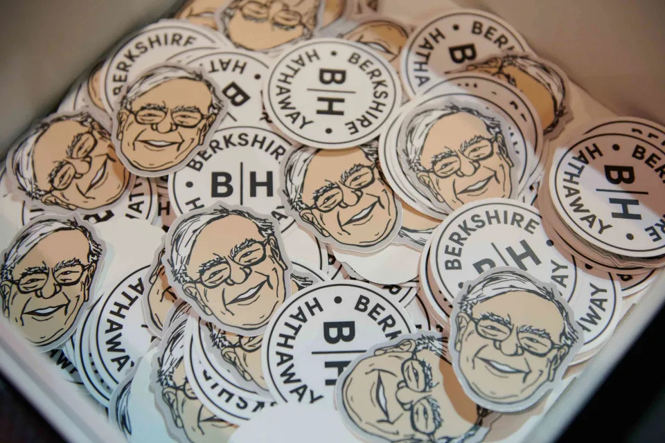 Why Has Warren Buffett Been Selling So Much Stock?