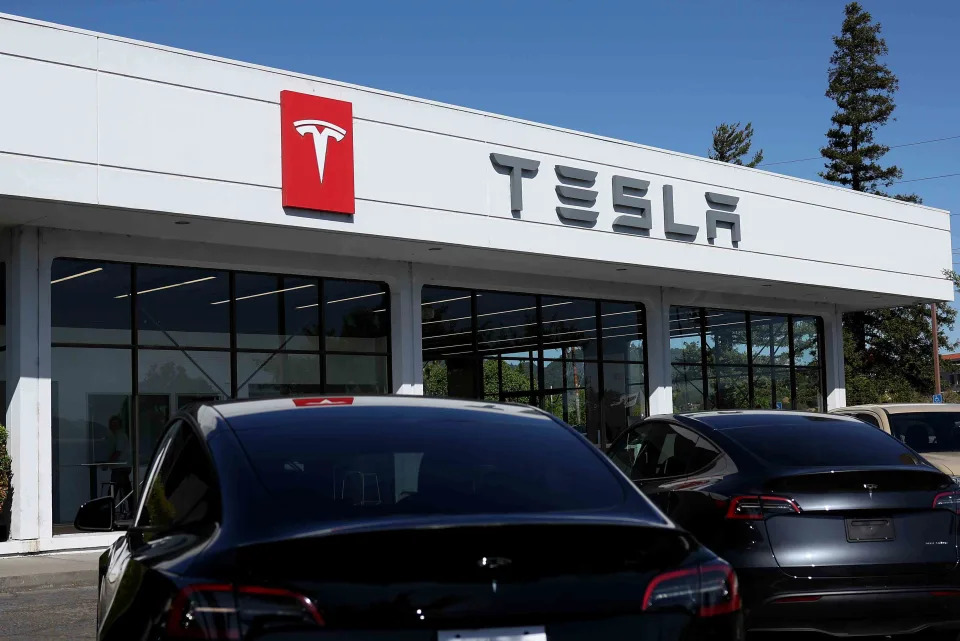 Tesla Stock Leads Magnificent Seven Shares Higher