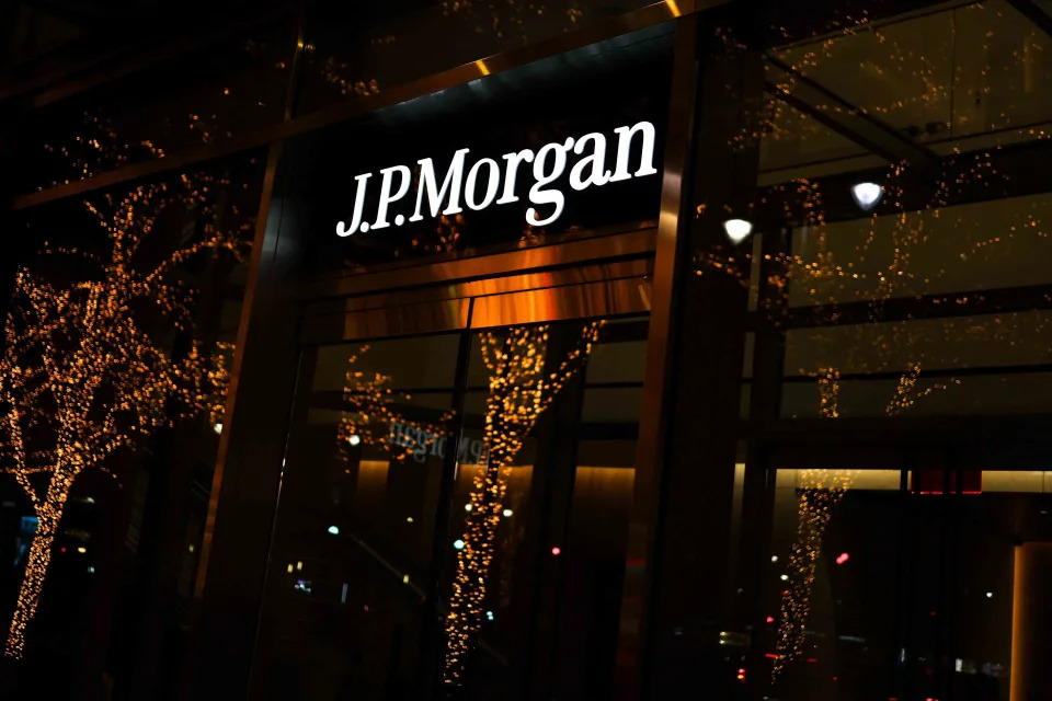 What Analysts Think of JPMorgan Chase Stock Ahead of Earnings