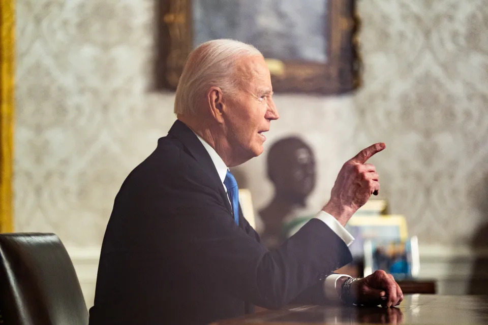 Biden makes last-minute bid to thwart Arctic oil drilling