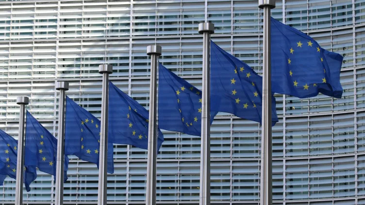 EU Expresses Concerns as U.S. Dollar Dominates 97% of Global Stablecoin Market